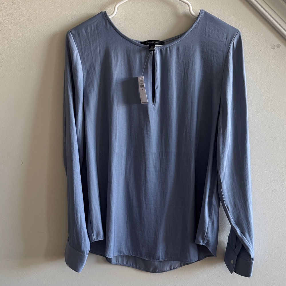 Banana Republic Light Blue Blouse Size Medium